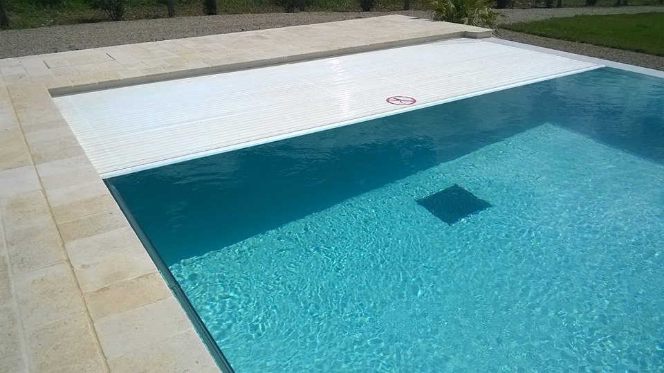 techno_pool's tweet photo. Fantastica #piscina da noi realizzata in Capalbio con #coperturaautomatica a tapparella #pool #pooldesign #designpiscina #coperturaatapparella https://t.co/sbcDxNLh02