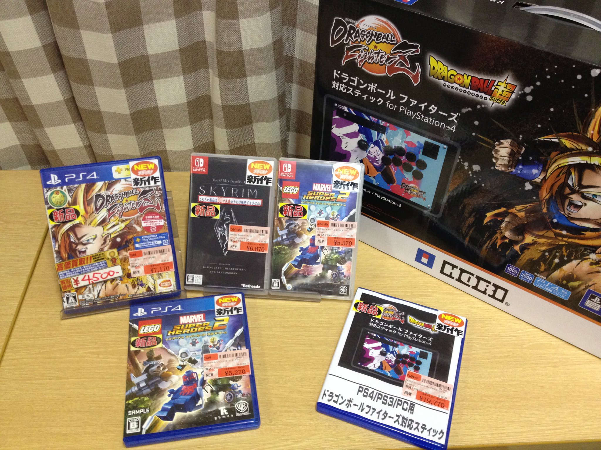 メディオ 西市 パート アルバイトさん募集中 本日は新作tvゲームの発売日 Ps4 ドラゴンボールファイターズ Ps4 スイッチ Lego マーベル スーパー ヒーローズ2 ザ ゲーム スイッチ The Elder Scrolls スカイリム 以上です メディオ 西市 パート アルバイトさん募集中 本日は新作tvゲームの発売日 Ps4 ドラゴンボールファイターズ Ps4 スイッチ Lego マーベル スーパー ヒーローズ2 ザ ゲーム スイッチ The Elder Scrolls スカイリム 以上です