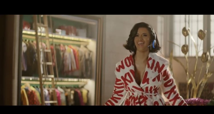 Charisma_Island's tweet photo. I ❤️ How Alexa Loses Her Voice – Amazon Super Bowl LII Commercial https://t.co/NVBJpICV6D via @YouTube https://t.co/oly1FwArFF