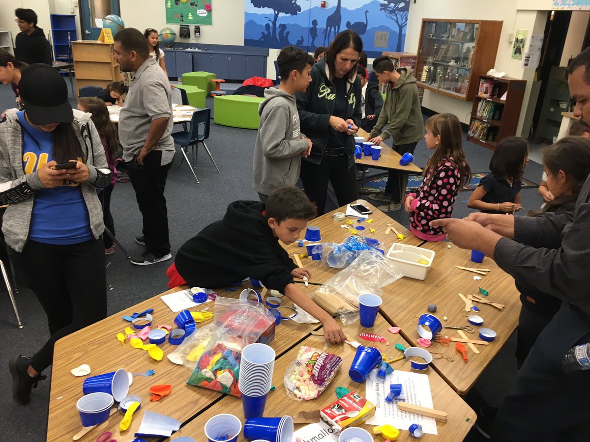 MrsHolteSAUSD's tweet photo. Science night at Jefferson Elementary was a huge success!   Science night kits were piloted for district check out!  #sausdscience #sausdlearns https://t.co/uDqUnPGl5h