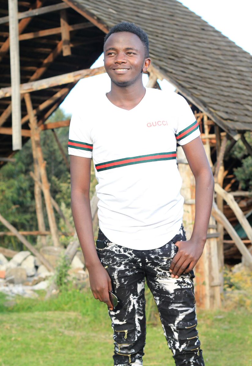 johnnyprinceke's tweet photo. Venye unapiga smile ukijua 800 days za njaanuary zimeisha tu hivyo 😂😂.Happy New Month https://t.co/BTM6GMmLhC