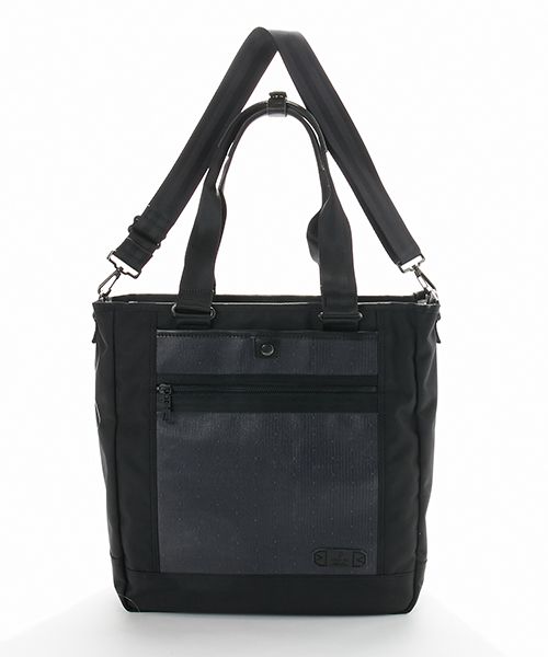 rebirth_project's tweet photo. 【ANA×REBIRTH PROJECT×master-piece 2/3】
ファーストクラスのストック生地を使用したスペシャルなバッグが登場!
トートとショルダーの便利な2wayです!
https://t.co/O2Aiyg5uTR
#ana #airplane #masterpiece #maspc #トートバッグ #ショルダーバッグ #マスターピース #airbag #upcycling https://t.co/SF8uPl7JXk