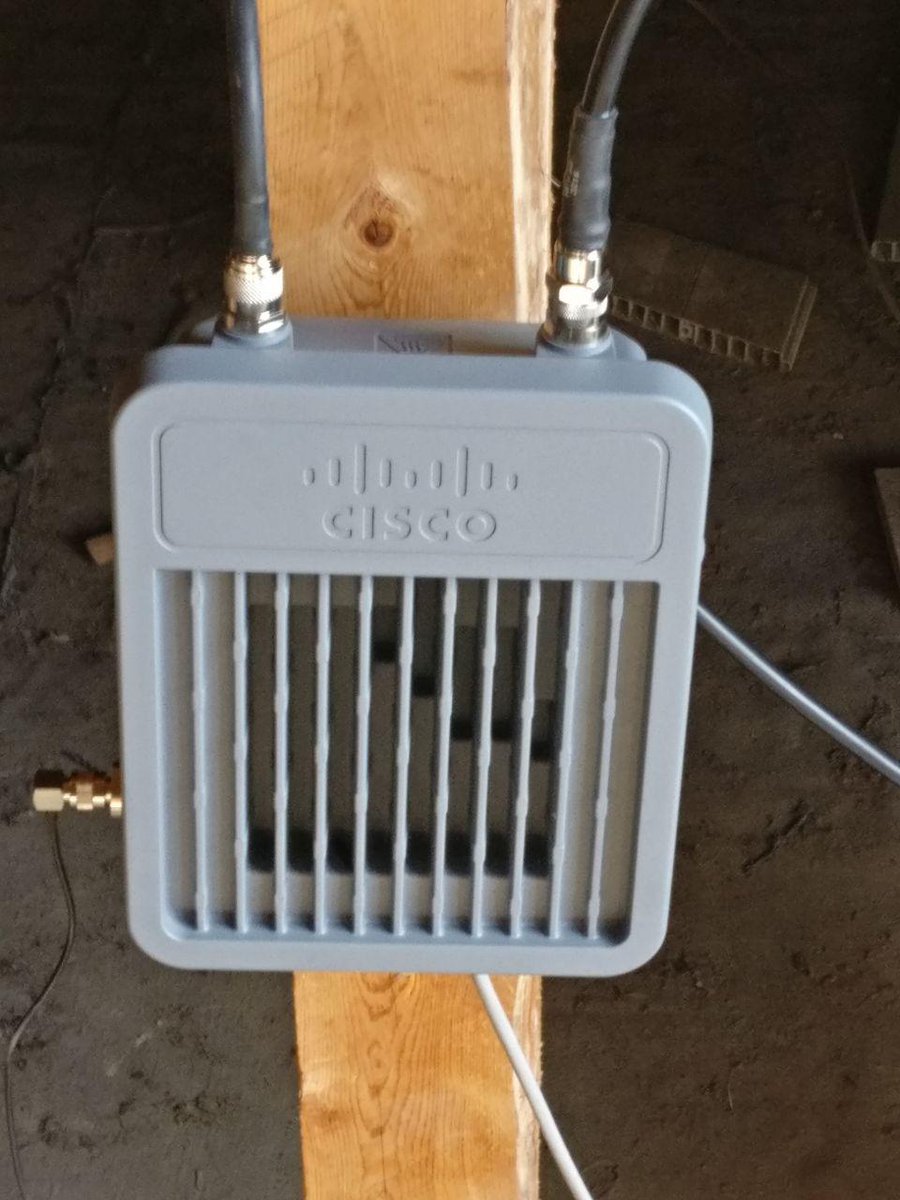 seven_kai's tweet photo. Finished deployment of a #LoRaWAN base station. #IoT here and now!
New stage of #smartcity starts this friday!!! 
Coverage: https://t.co/I6jB4cOucL https://t.co/2q75kU0MyF