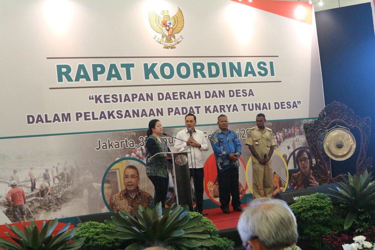 #PadatKaryaTunai  merupakan kebijakan pemerintah dalam konteks implementasi UU Desa #TPPIKalteng <a href="/jokowi/">Joko Widodo</a> <a href="/EkoSandjojo/">Eko P. Sandjojo</a> <a href="/anwsanusi/">Anwar Sanusi</a> <a href="/taufikmadjid71/">IG : taufik.madjid</a> @fachrilabalado <a href="/P3MDKalteng/">P3MD PROV KALTENG</a> <a href="/P3mdBaritoUtara/">P3MD Barut Kalteng</a>