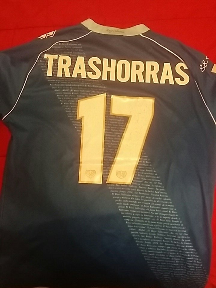 danidelmorayovk's tweet photo. @Trashorras10 empezaste con este  número y ya confiaba en ti y no me he equivocado porque ya estabas siendo durante muchos años el 10 del Rayo. Eres un crack y un pedazo de futbolista 💪💪 https://t.co/yzdk3RGNgZ