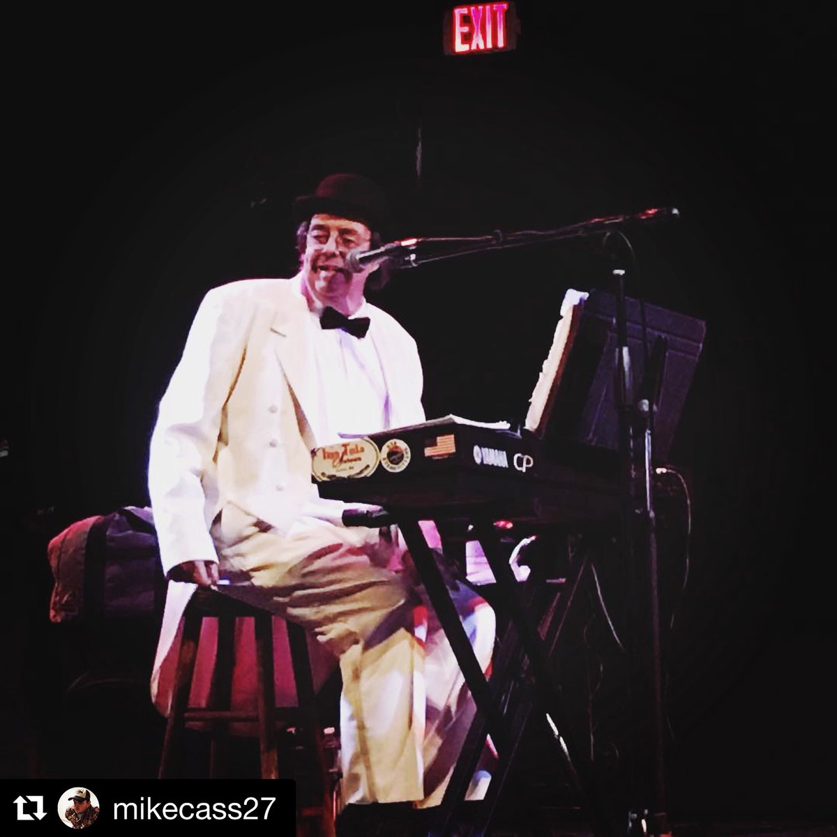 NashvillesRocNY's tweet image. John "Dr Dirty" Valby is gonna be on our main stage tomorrow followed by These Guys
・・・#drdirty #johnvalby #comedy #FridayNight #ROCKMUSIC