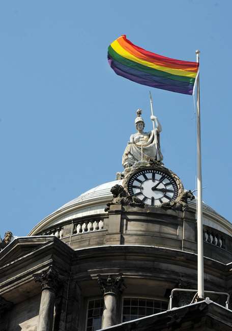 HistoricEngland's tweet photo. Our @LGBTQPlaces project uncovers and celebrates places of LGBTQ heritage across England, ranging from the frontiers of Roman Britain to the gay pubs and clubs that remain important in our lives today.

https://t.co/JSBoRYYAta

#LGBTHistoryMonth🏳️‍🌈 https://t.co/NtclgewiZ0