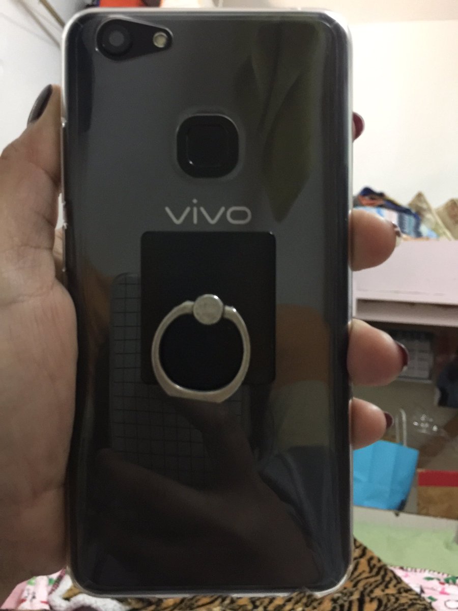 PeaceHug73's tweet photo. Using my new Vivo V7+ ๐dinayo q p sa pinas ang pagbili nito, para sa pagmamahal ko sa inyong dalawa,paselfie naman oh, @bernardokath @imdanielpadilla โ๐ป๐๐๐ @Vivo_Phil
#LLSBleedingMoon https://t.co/dBcd2PfKaa