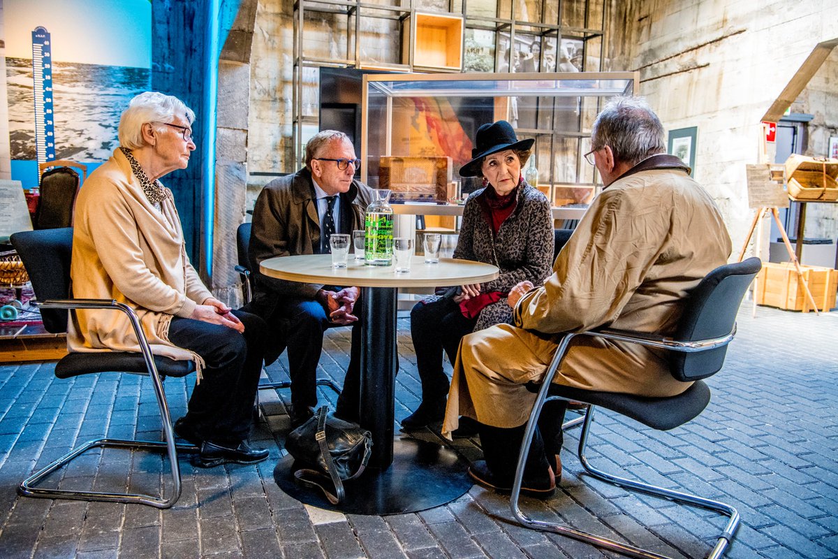 koninklijkhuis's tweet image. Prinses Margriet bij Nationale Herdenking Watersnoodramp @wnm1953 in Ouwerkerk. Na afloop gesprekken met ooggetuigen en hulpverleners van het Rode Kruis bit.ly/2BF1AOv