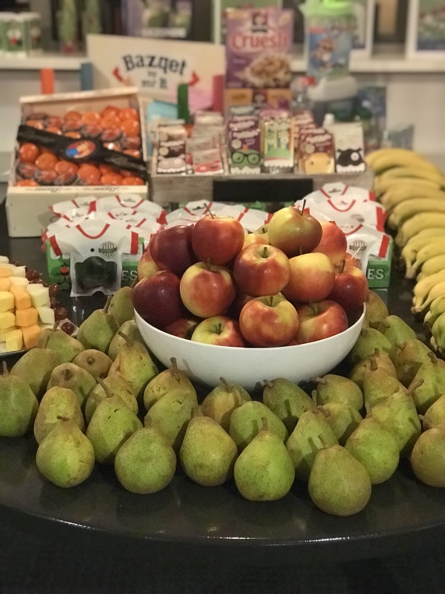 Vanochtend kick-off #gezondewerkvloer in <a href="/gemharderwijk/">Gemeente Harderwijk</a>. Bij <a href="/vdMheen/">vd MheenFoodservices</a> een gezond ondernemersontbijt met presentaties van @gertjanvannoort en @Perspectief_eu . Samen voor een gezonde omgeving! #joggit