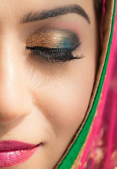 nqwTy3UmsvLcLT4's tweet image. Make up photography