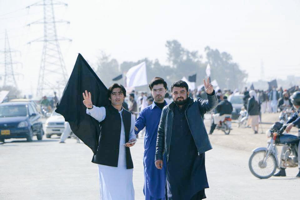 FataFso's tweet photo. Right Now in Islamabad pukhtoon Tehreek 
#JusticeforNaqib https://t.co/HipaxzDBHe