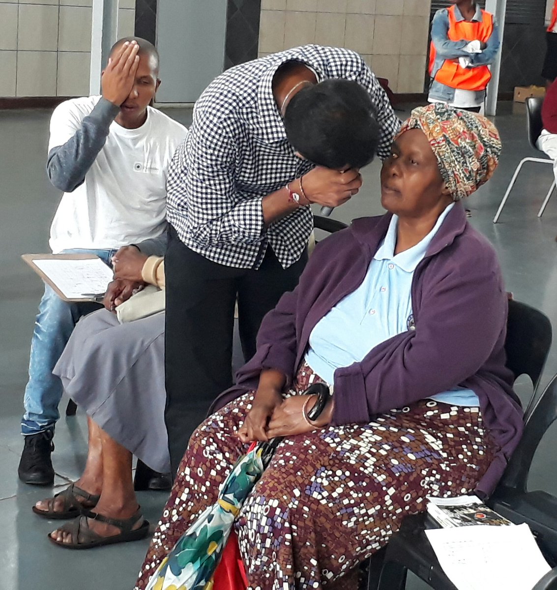 GautengHealth's tweet image. We are in Soweto today with our partners @brienholdenSA and @StanChart raising awareness about eye health services. Currently elderly people are getting their eyes tested #EyeHealth #visionforeveryone