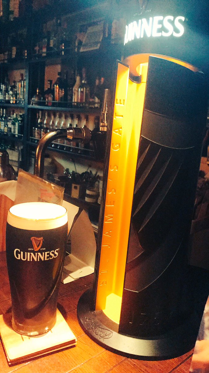 石川 賢次 こんばんは 皆さん Guinnees Beer ギネスビール 飲んだ事ありますか 缶や瓶 またはサージャー 缶 ボタン押してピーって鳴り泡を作る機械用の缶 等ありますが 僕も昔は美味しく飲んでました 生guinneesは全然味が違います 缶の臭みが