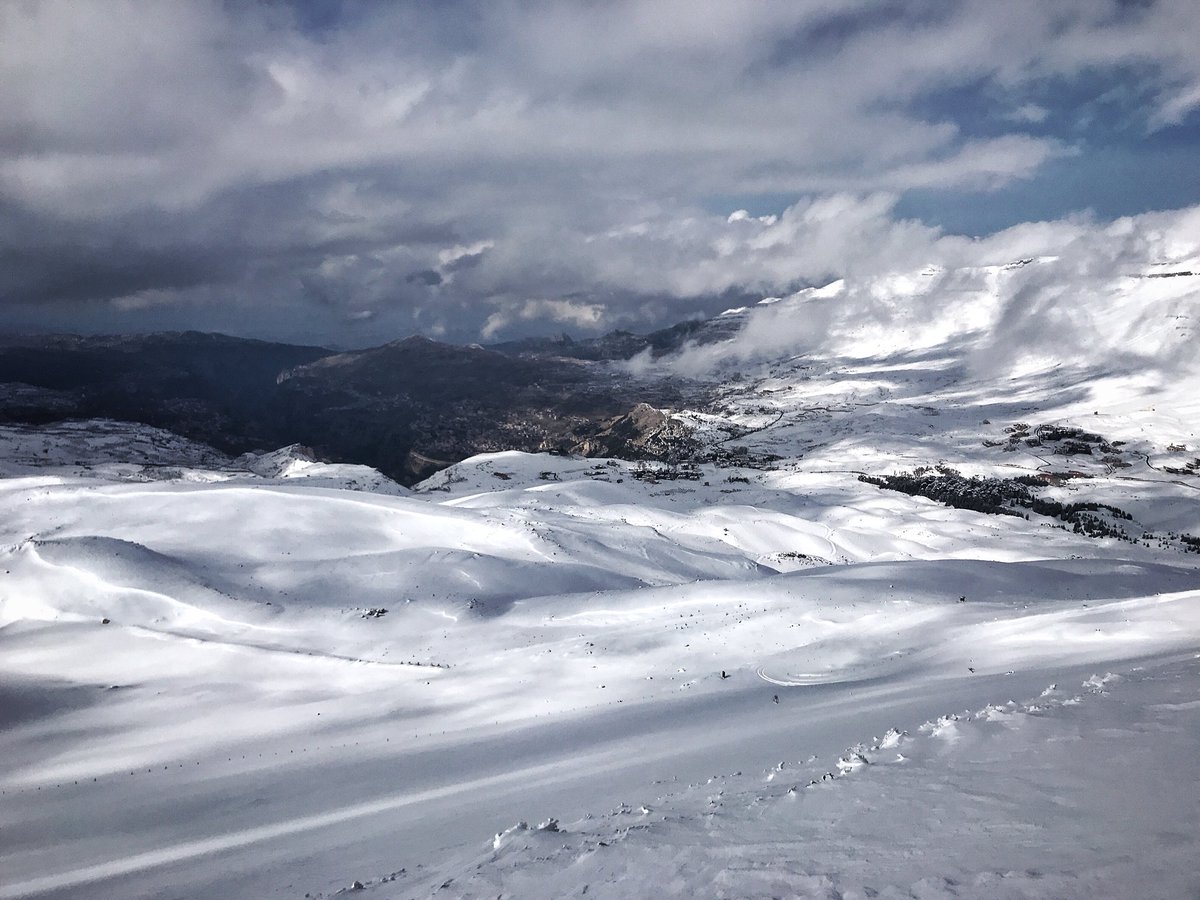 ukinlebanon's tweet photo. We recently caught up with @Levisonwood, avid British explorer who reached Lebanon after four and a half months on foot, 5000 miles circumnavigating Arabian Peninsula, through 13 countries!Some stunning photos from his journey from Baalbeck to Byblos #ExploringIsGREAT 🇱🇧🇬🇧 https://t.co/ZuAtJhAwDV