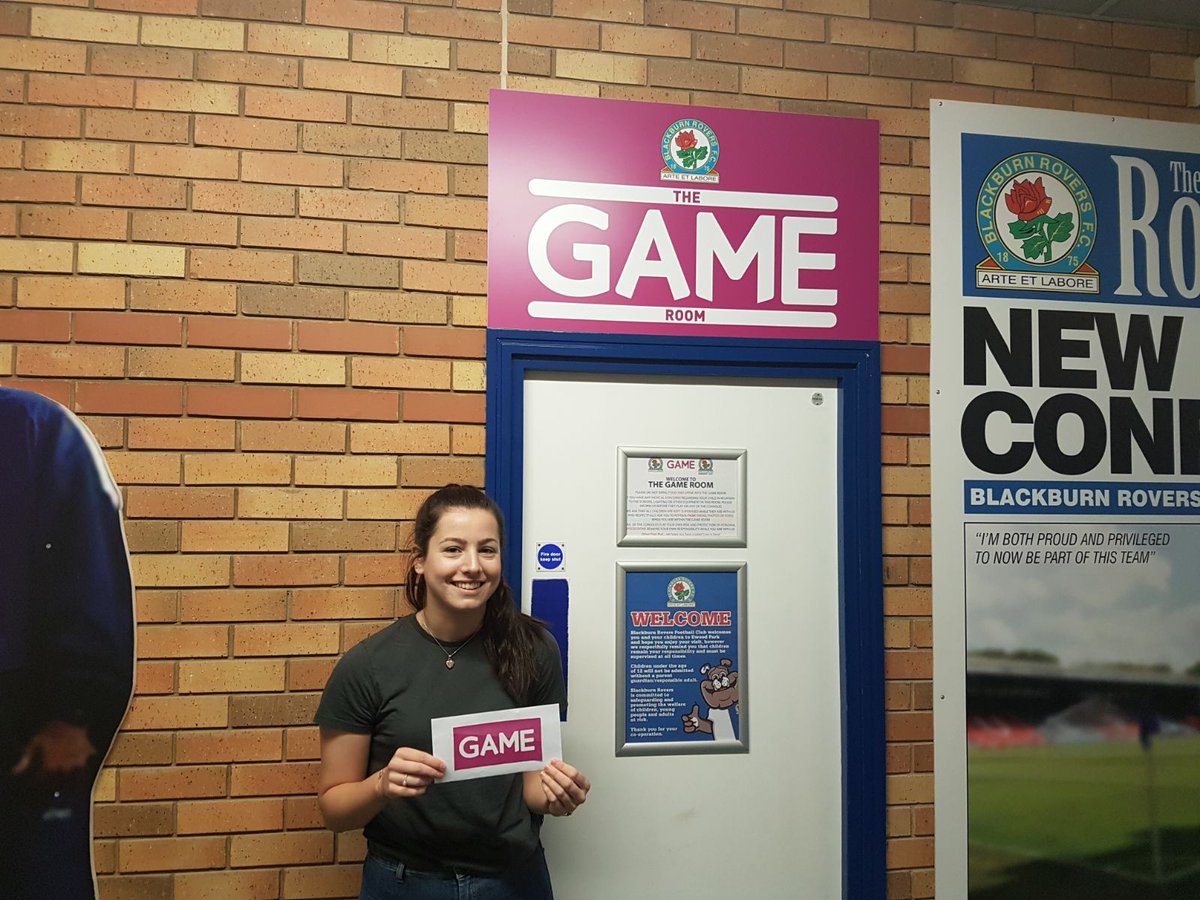 BRFCTrust's tweet photo. 👍 Antonia has won the @BRFCBTECSport student of the month award for January. Antonia organised her own work experience placement with the @RoyalAirForce in Oxfordshire and she received a glowing report for the effort she put in at @RAFBrizeNorton 🙂 https://t.co/wBb9SeFriL