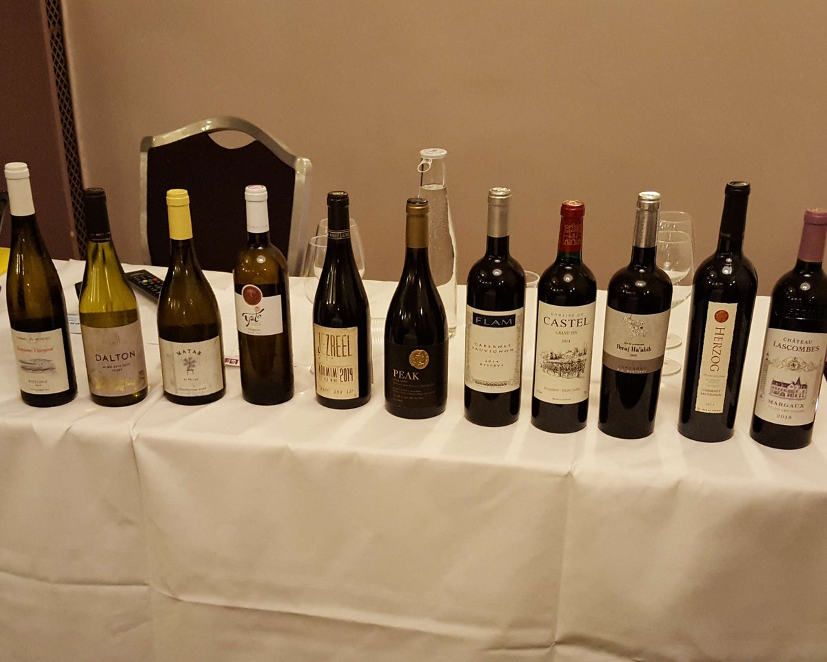 robthefoodie's tweet photo. Superb presentation @KedemLondon showcasing modern Israeli winemaking with some absolute gems … and 1st fascinating encounter with Argaman, a Souzão/Carignan cross! @adampwander https://t.co/9aAh9187Xb