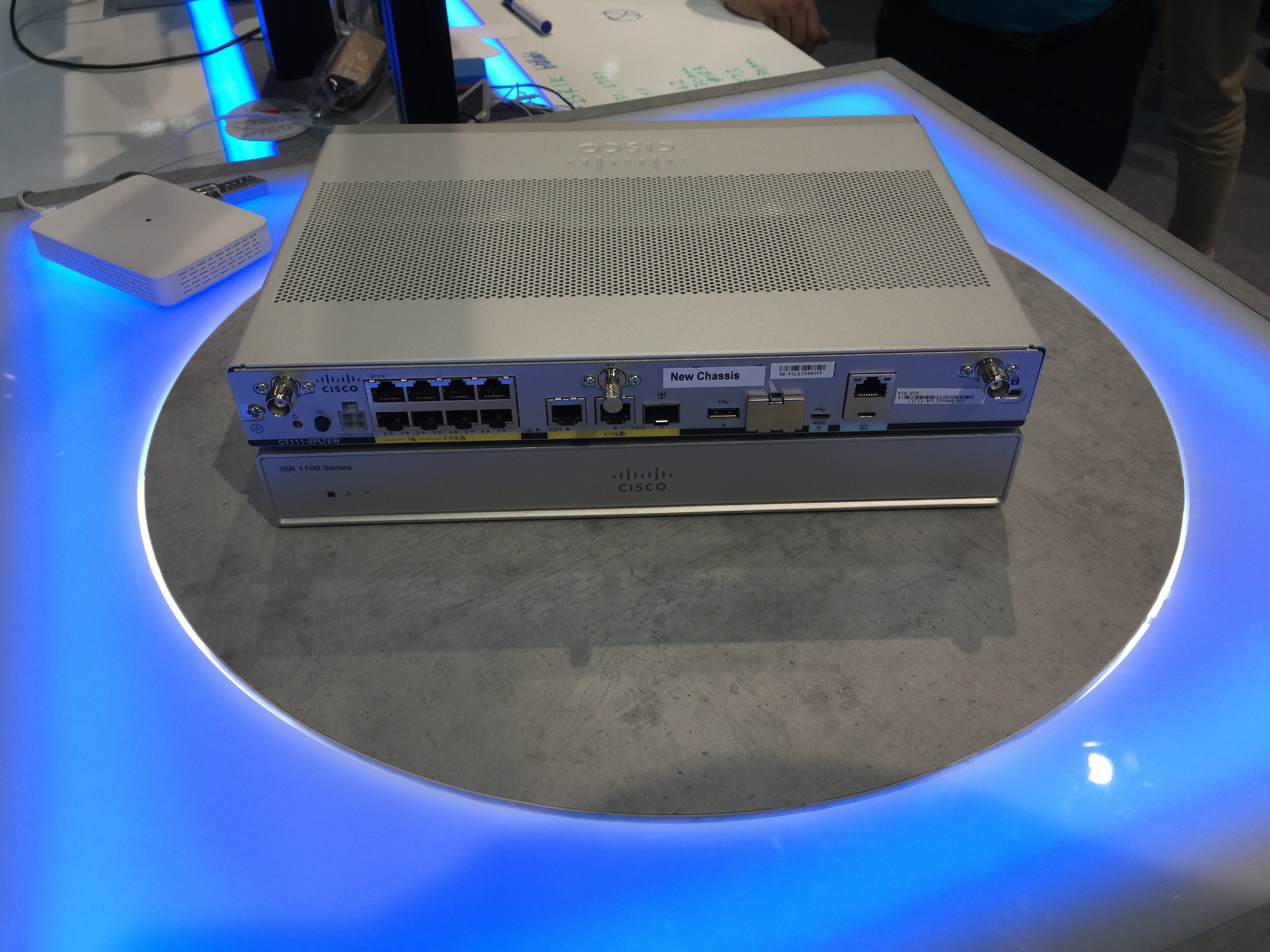 Jiri Brejcha on Twitter "Cisco's new branch routers ISR 1100 with builtin Mobility Express