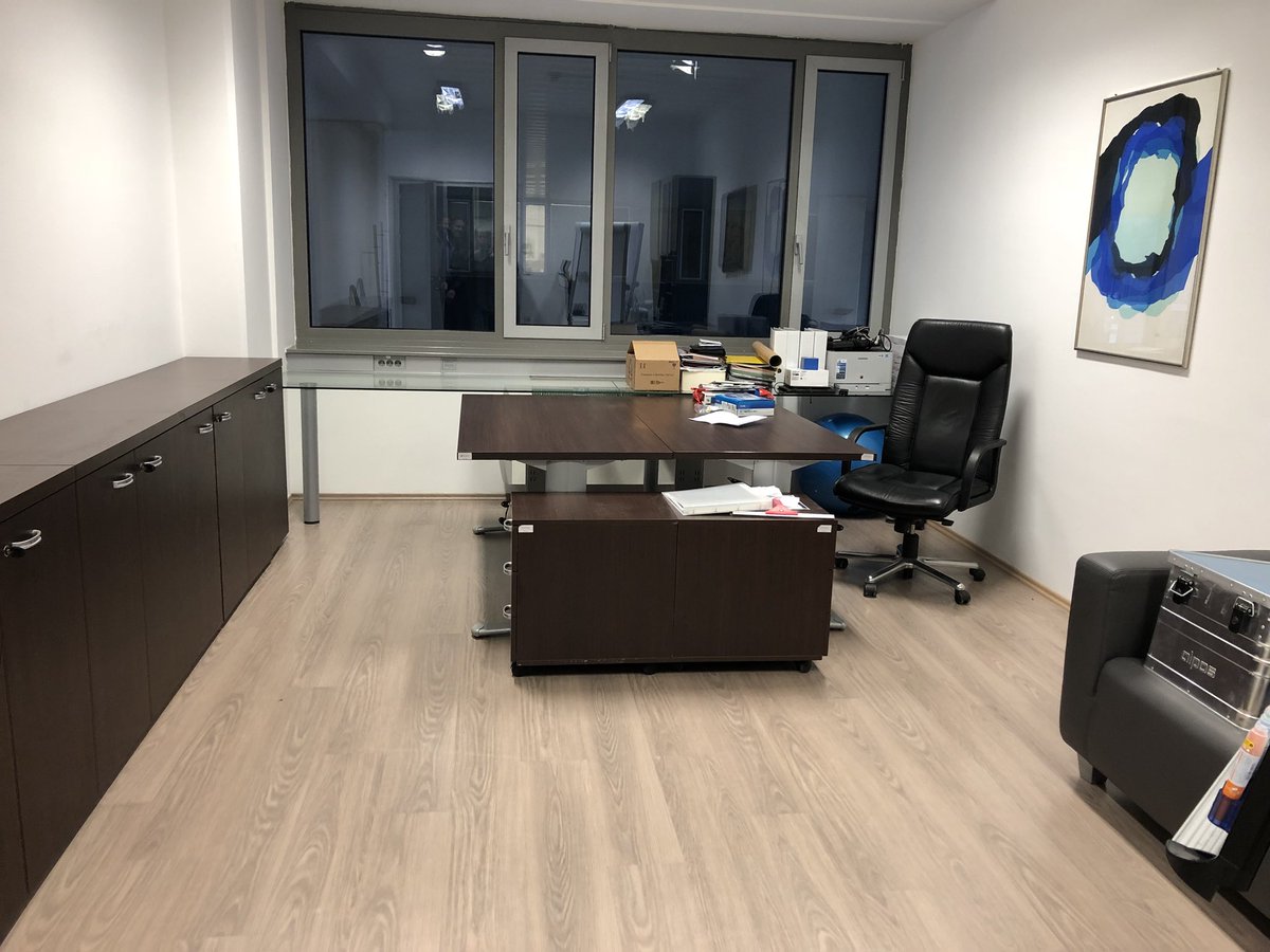 LanaCoin's tweet photo. Previous office is a no go. New office much better. Keys are in pocket. IT gear, fibernet and some additional furniture setup in first week of march. #FeelingExcited #CryptoOffice https://t.co/Jl8T4gKMsn