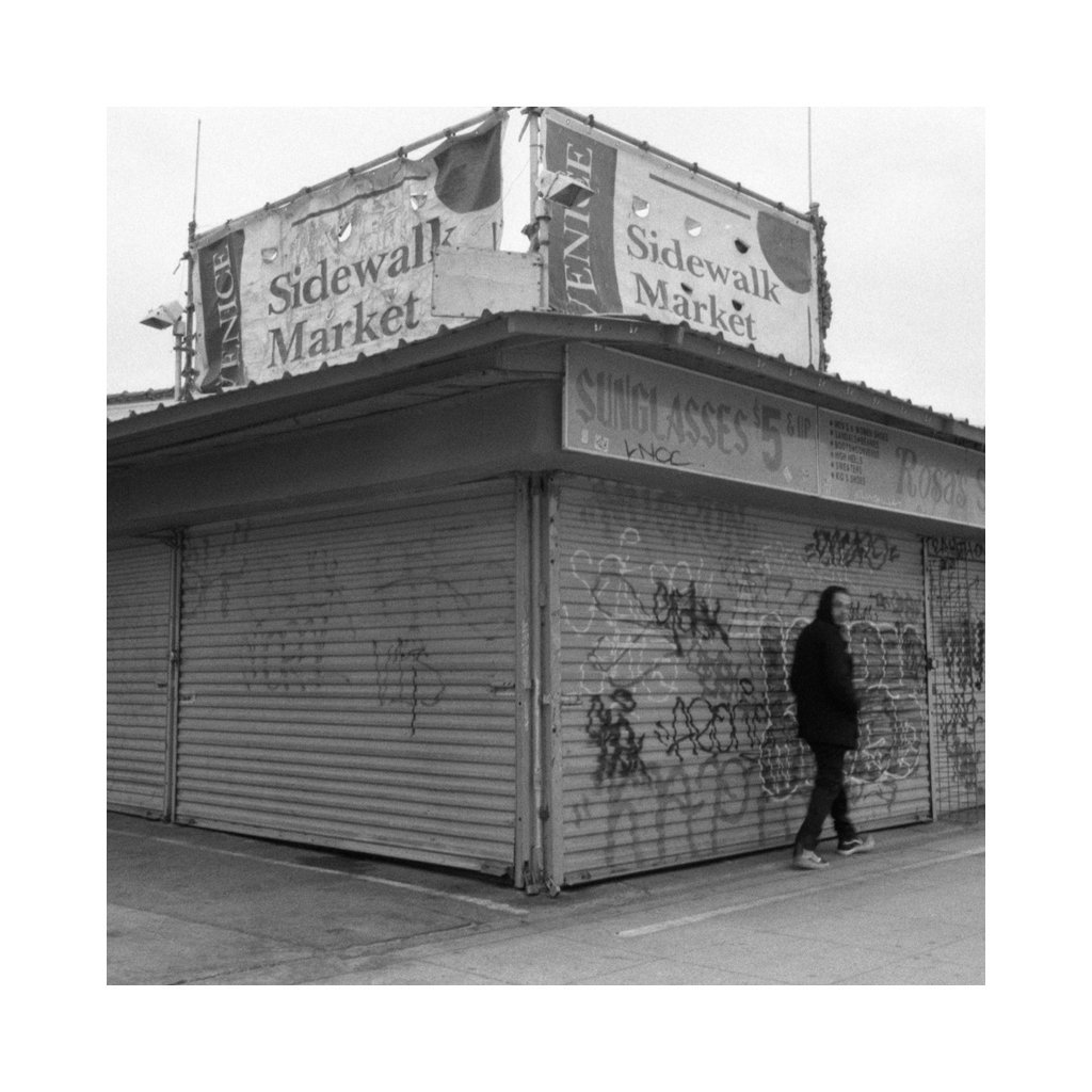 shakirah_dramat's tweet photo. Hey @Evidence, I talk about why I'm such a huge fan of your music in the latest episode of my #podcast and I played #JimDean. Would mean everything to me if you gave it a listen. https://t.co/hG5UhhSgAk

#WeatherOrNot https://t.co/ZlSltgmhuH