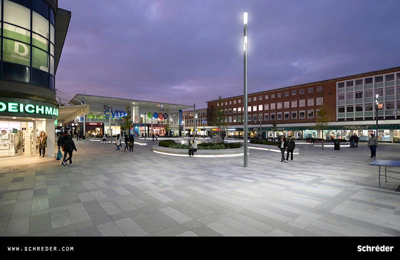 SchrederGroup's tweet photo. #Shuffle provides #smart interactive #lighting platform for #QueensSquare #Crawley as part of #regeneration plan for high-quality #publicspaces for the local #community #wellbeing #safety #carbonfootprint https://t.co/uBEomntJLy