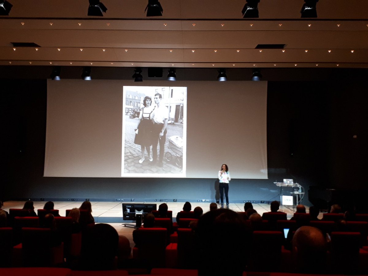 DeepkiSAS's tweet photo. @FrederiqueBedos : " Il n'y a pas urgence à sauver le monde mais la beauté du monde " #buildfwd2018 https://t.co/XSsEJ8M8f7