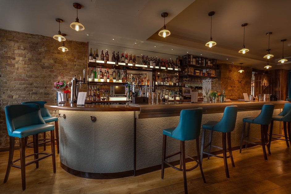 CTCWimbledon's tweet photo. #tbt to 2017 when we worked on the cool @The__Localist based in Farringdon #projectmanagement #interiors #procurement #costmanagement #restaurant https://t.co/IPLA74OXNt
