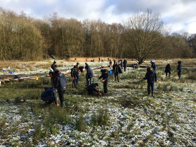 OHGSPrep's tweet photo. Year 6 are enjoying planting trees with @CityofTreesMcr ...even though there's snow on the ground! We're joining the #treeplantingmission ๐ณ๐ณ๐ณ https://t.co/oyIQFaGnXu