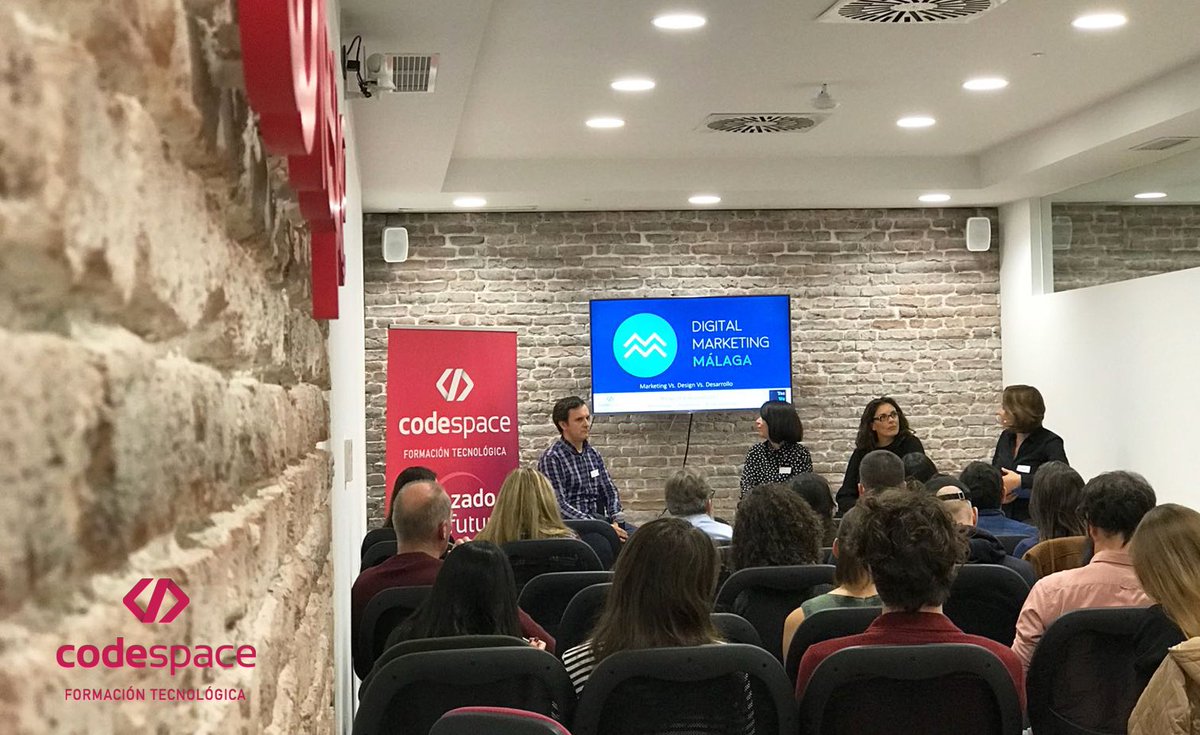 CodeSpaceAcade's tweet photo. .@dmktmalaga esta tarde en #CodeSpace en un #meetup 📈 sobre el uso de #redes sociales en la #campaña de promoción de eventos. ⬆️

#CodespaceAcademy  #CodespaceMeetup #CodeSpaceBeerAndWork #Málaga https://t.co/pJzSwU8zKN