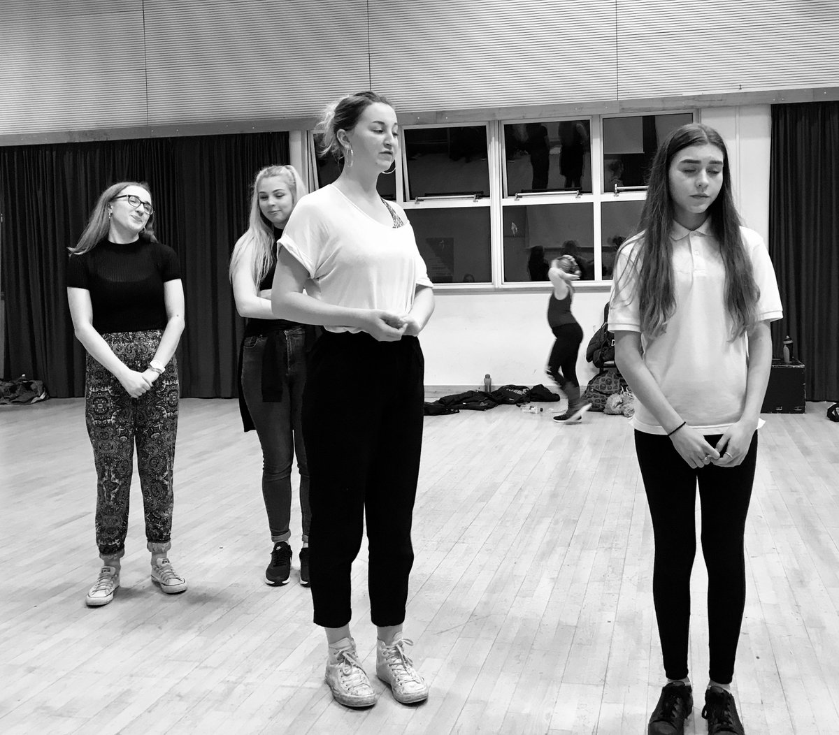 TrapdoorProduct's tweet photo. Under two weeks till Disney's Cinderella Kids takes to the @royalhippodrome stage✨ The cast are working so hard and can't wait to perform this during half term! Book now 01323 802020 https://t.co/TT2vjJ5gJ9 https://t.co/lh5DmAOCay