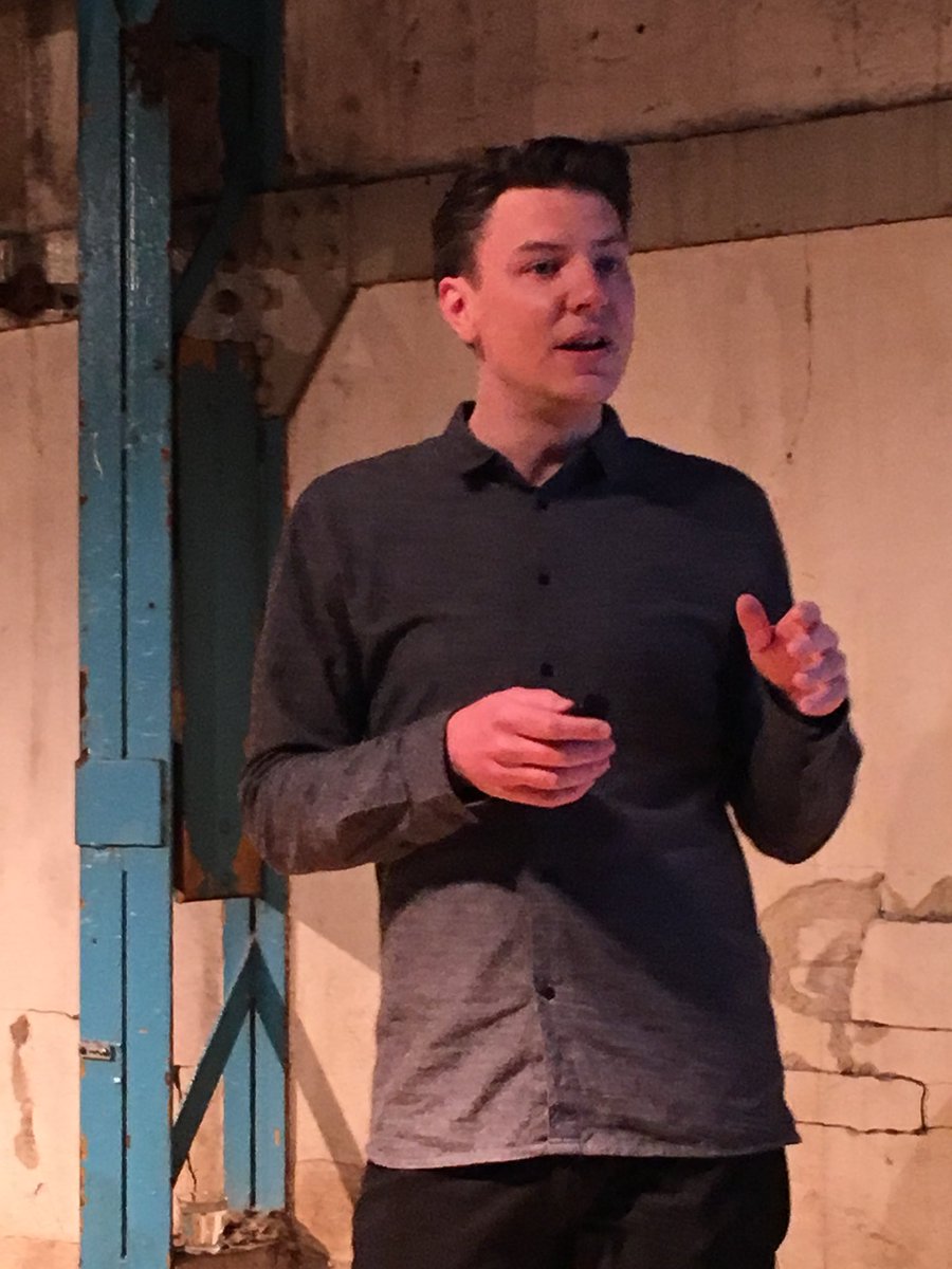 Dokky's tweet photo. Collega @WoutervanRijn laat zien hoe je met bereik, smart insights en een sticky zinnetje > impact bereikt #bce18 @reaal #case #regelaar @mediatmg https://t.co/j9UJbvn8HG