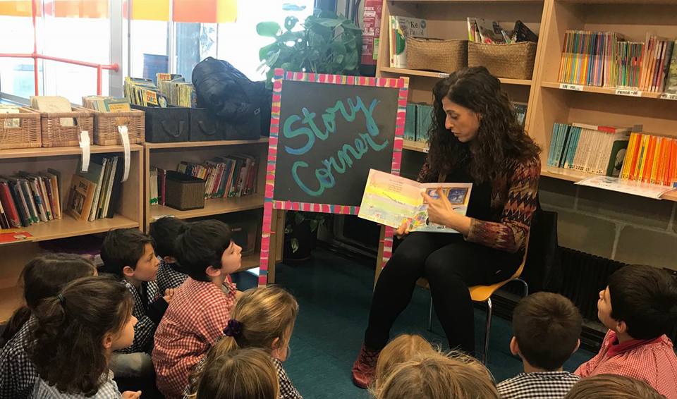 thaubarcelona's tweet photo. Yesterday, Max's mum came to school. She told us three short and funny stories. We loved them so much!!! Thank you Sara. #storycorner #primary2A https://t.co/D4tUMUivUM