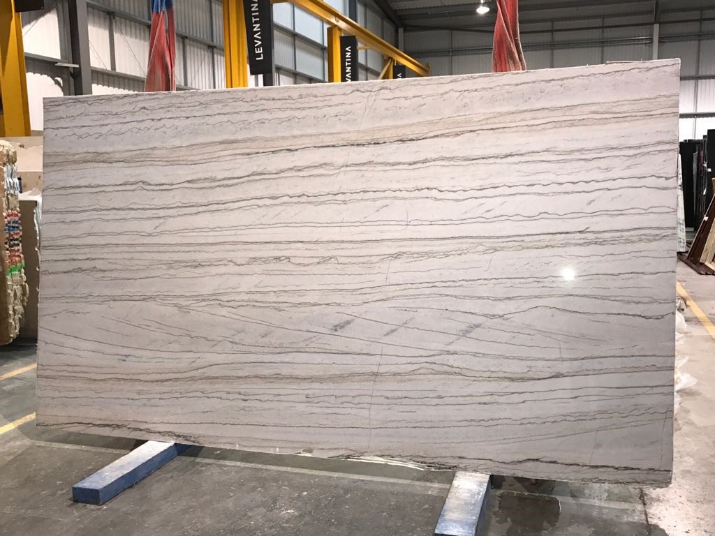 LevantinaUk's tweet photo. White Macaubus from Brazil. Bone white marked by thin irregular grey veins that define it's stunning beauty #kitchendesign #interiordesigner #interiordesign #Interiors #granite #stonecrush #homedecor #levantina UK https://t.co/IP6negax8g
