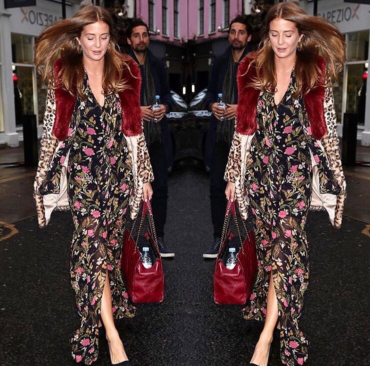 💃🏽 | Millie in the Leopard Rose Sequin Maxi in Black. Also available in red.
Shop Now: bit.ly/2FyNUXU
#MillieResort18