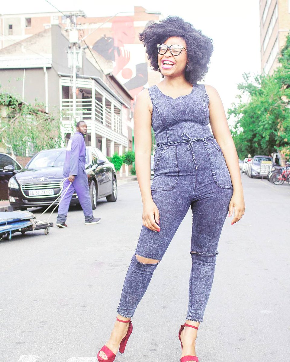 khutso_rochell's tweet photo. In this new month may we learn how to LAUGH at ourselves more than we criticize ใwe are only HUMAN after all and this life doesn't have GAURANTEES. Happy #NewMonth #NewBeginning #FebruaryWish #MrsCommonwealth #PurposeDrivenLife #27RedStageline #StagelineSpain #NailsbyMichAtti https://t.co/qbqKFUFGP4