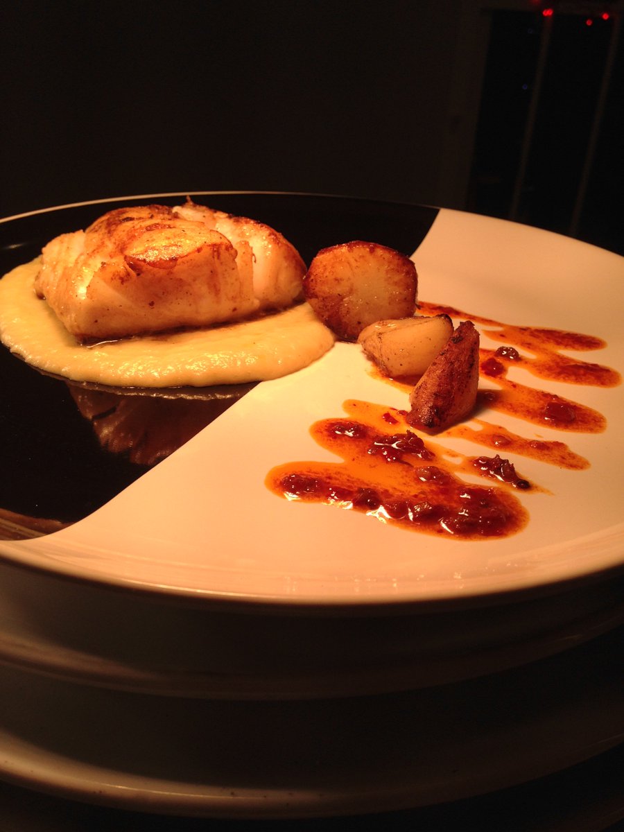Oh my cod. Fantastic #skrei cod from <a href="/HodgsonFish/">Hodgson Fish</a> with Jerusalem artichoke purée and n'duja