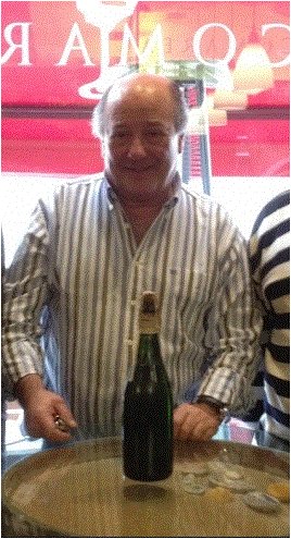 JavierSal_'s tweet photo. Innovó en la gastronomía coruñesa y gallega con su estilo de Bodega de Calidad y Excepcional Producto, Grandísima persona y de las de verdad. Hoy nos ha dejado Manuel Alvite "Manolucho". Gerente del #Comarea. DEP. https://t.co/q22jE9xtFI