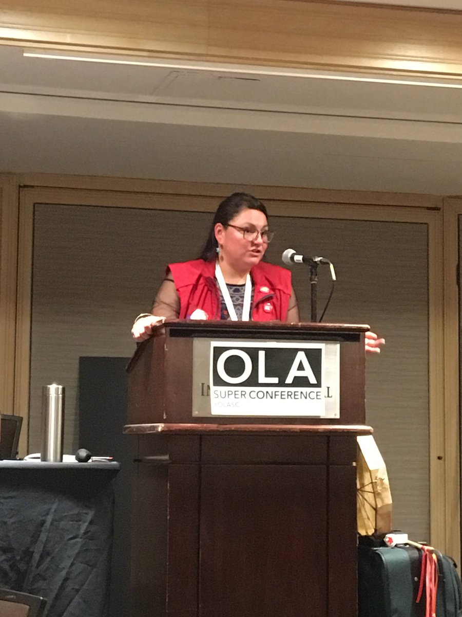 TL_Kate's tweet photo. @feather_maracle Leading us through the #IndigenousLibrary task group meeting and luncheon @ONLibraryAssoc @IndigenousEdGE #fearless #olasc https://t.co/I2Qc6Vk3KY