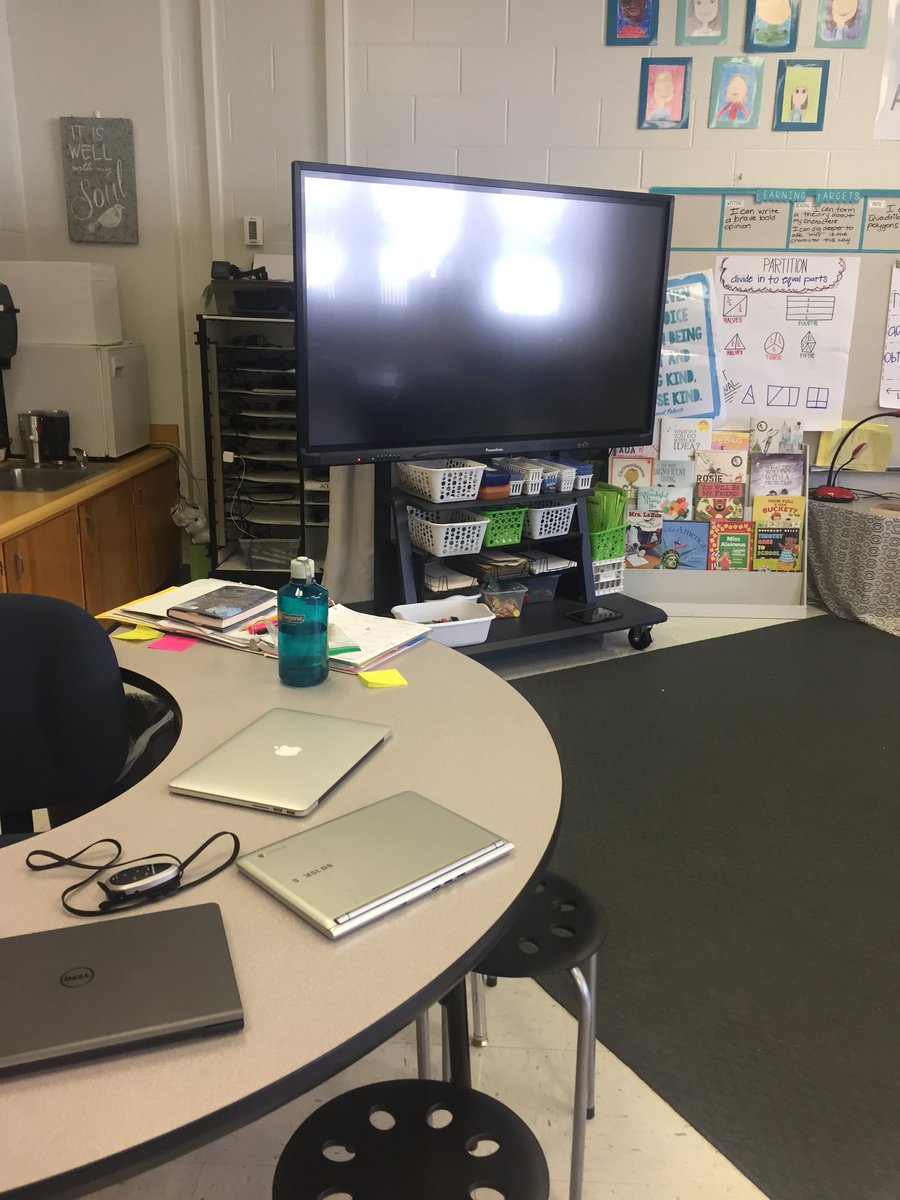 moniquenelson63's tweet photo. Thank you @VHEWK3 for an amazing time Wednesday! I enjoyed learning new things for children’s education! #UMEdTech https://t.co/n521xg4M6q