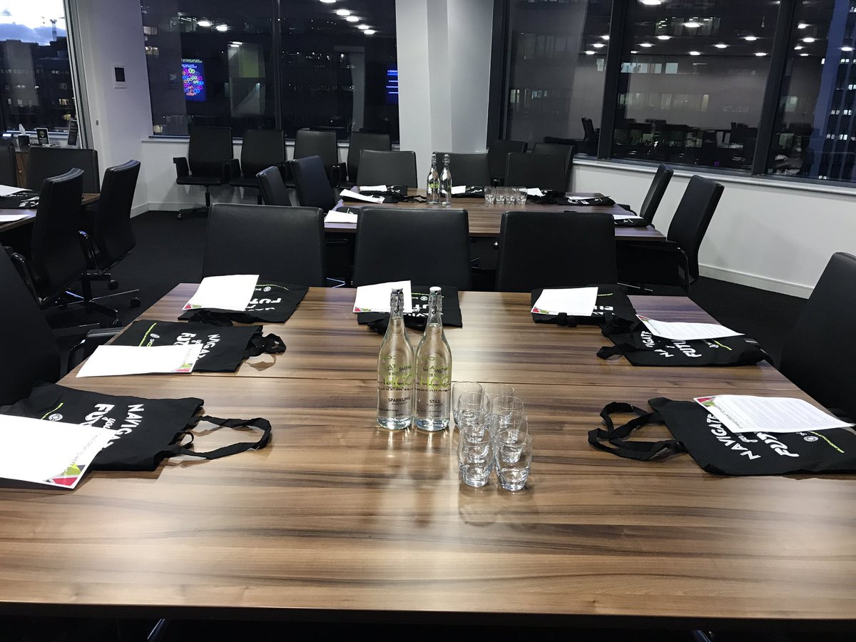 AmyRuff12's tweet photo. Looking forward to @ShoosmithsGrads #InsightEvening in partnership with @BirmBlackLawyer #TrainingContract #Placement #Futuretrainee https://t.co/V0XGMpEblU
