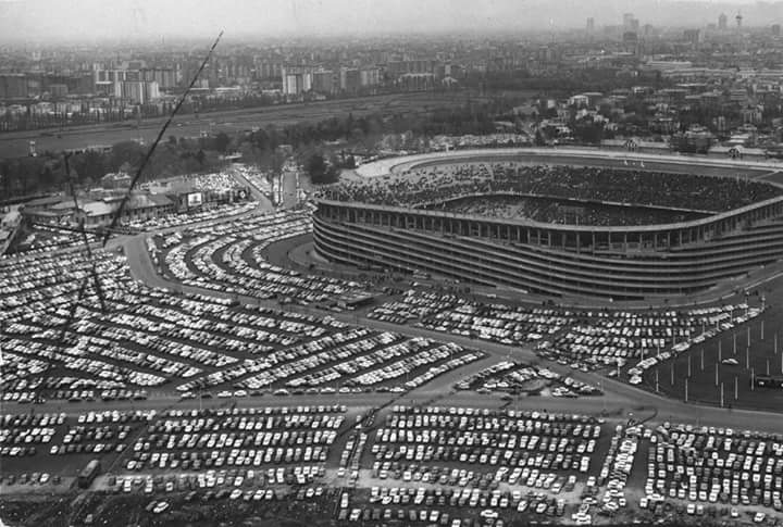 TimeOutCall's tweet photo. San Siro (Milano) back in 1973 https://t.co/wQiqPkXDdm