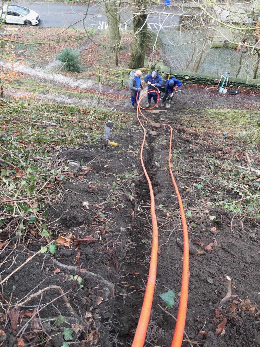 doefootcottage's tweet photo. Helping to dig and lay ducting for the 1GB fibre broadband connection. It’s getting nearer 👍😀 #B4RN #ingleton #yorkshiredales #hyperfastbroadband #community #lovewherewelive https://t.co/el0AS89Fua