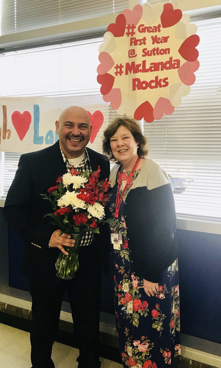 educatorsimpact's tweet image. Feeling the @SuttonES_HISD Love 💙💙💙Thank you 🙏🏼🙏🏼🙏🏼 Blessed and Grateful to lead a Stellar team of Educators!!! 🌟🌟🌟#SuttonRocks #OvercomeObstacles #TogetherChangeLives 📚📚📚