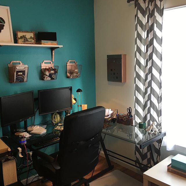 TheWeddingCat's tweet photo. Does looking at social media ever just... give you heartburn? The real life situation is that this photo of my office doesn’t show the truth. It’s a hot mess now. I’m not sure it will ever look this nice again. But a girl can dream. ✨ We have to stop… https://t.co/eMDAwMjIVi https://t.co/uQYGtvFgbV
