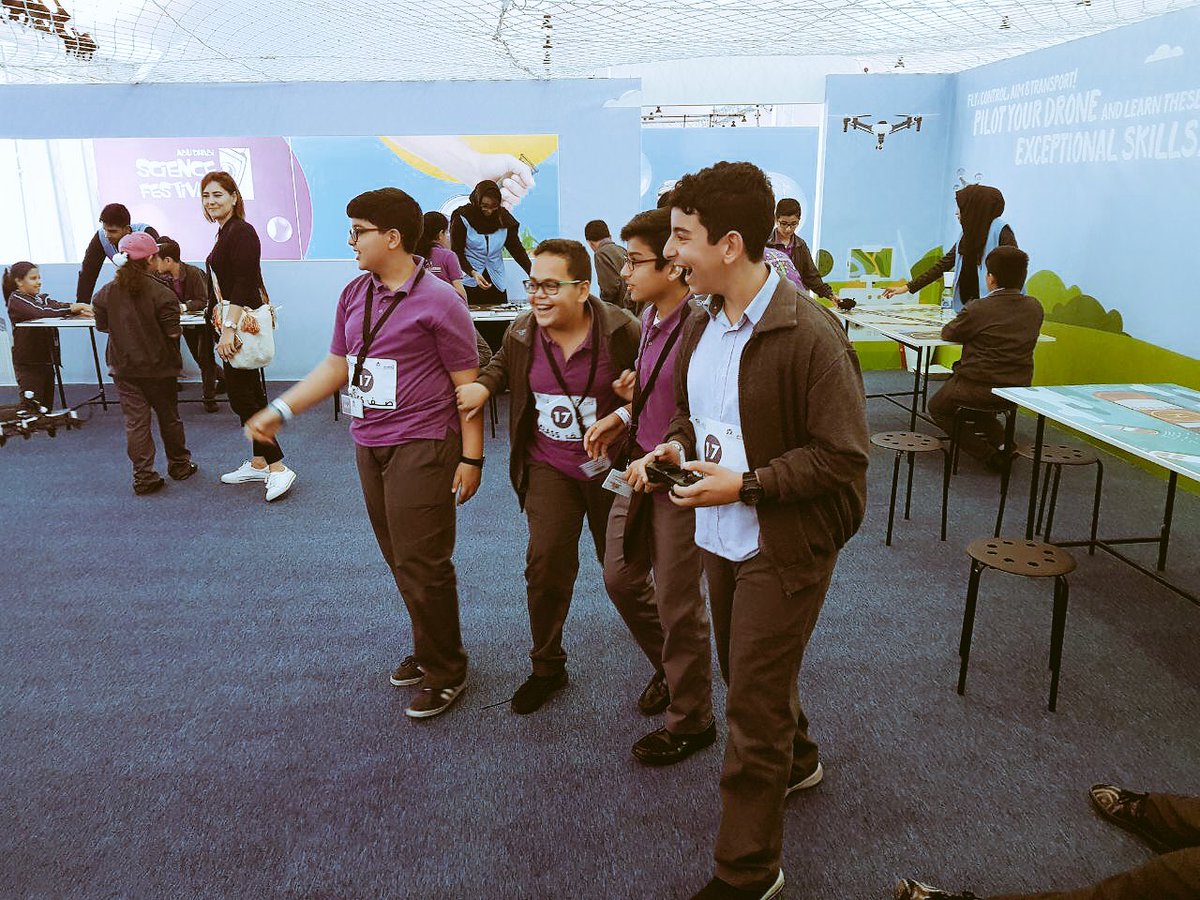 edutechME's tweet photo. Month of Innovation starts with drones action. #UAE_Innovates @ADEK_tweet @UAE_innovates More to come this month. https://t.co/mXBjlpexzO