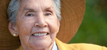 cfcBham's tweet image. For most, #kidney function lowers with age. Learn how to keep kidneys healthy. #kidneyhealth #kidneydisease blog.comforcare.com/6-ways-to-prev…