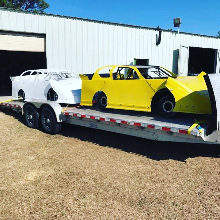 Two more winning Sharp Mini Late Models heading to a track near you! 
#Pennsylvania #HyperRacing #SharpChassis