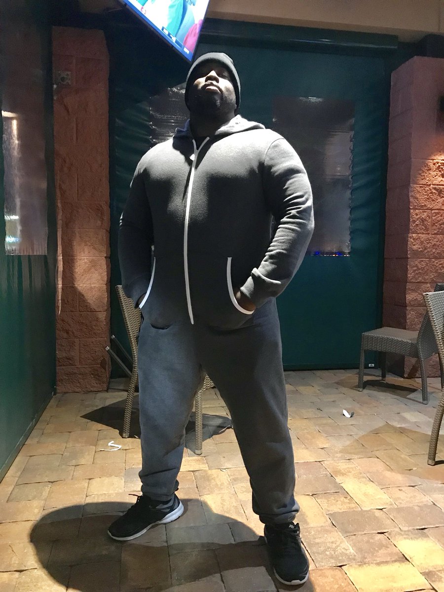 Jljordan26's tweet photo. More #Onesiebet pics π #idatehim @ScoutTeamRadio @ChrisScoutTeam @MackScoutTeam @KyleScoutTeam https://t.co/eNoSAFpnYx