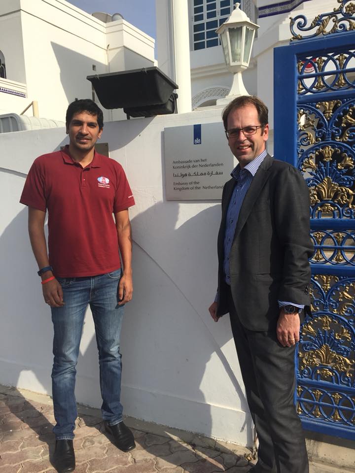 karkum84's tweet photo. Impromptu invitation today from @NLinOman to drop by to chat about #AMADEE18! Excited to have had the chance to explain Dutch participation in the mission to the Deputy Head of Mission! Ad astra! #space #simulateMars #born2explore #gyatm #oman #netherlands #flyingdutchman @oewf https://t.co/MHj4h0pWvb