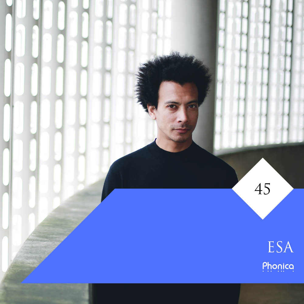 phonicarecords's tweet image. Spearhead of the Ata Kak band, Rememory Music label curator and Worldwide FM resident, #Esa, steps up for the 45th edition of the #Phonica Mix Series. Full feature and interview on Off The Record 👉 bit.ly/PhonicaMix45